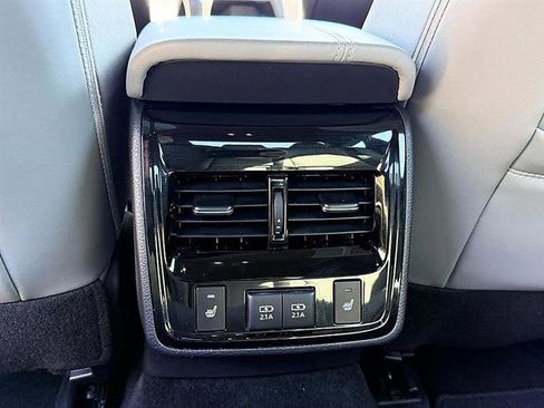 Used 2020 Toyota Avalon Limited w/ Advanced Safety Package image 30