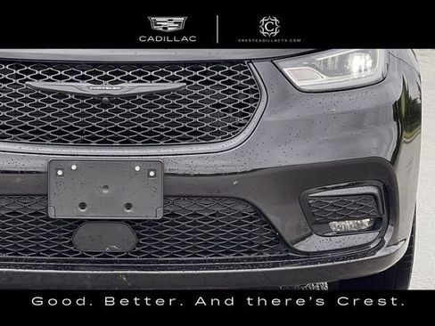 Used 2025 Chrysler Pacifica Limited FWD image 8