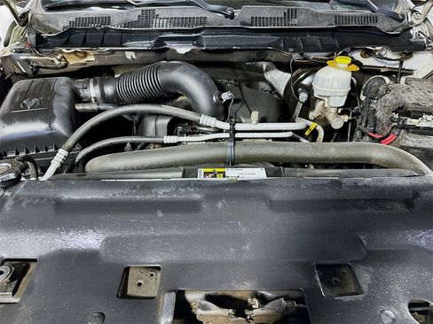 Used 2016 RAM 1500 Outdoorsman image 26