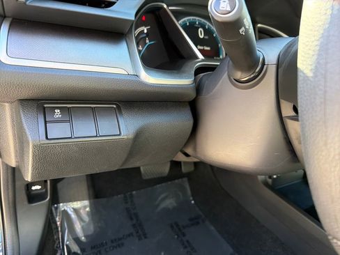 Used 2016 Honda Civic EX image 17