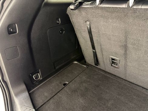 Used 2020 Ford Explorer XLT w/ Equipment Group 202A RWD image 85