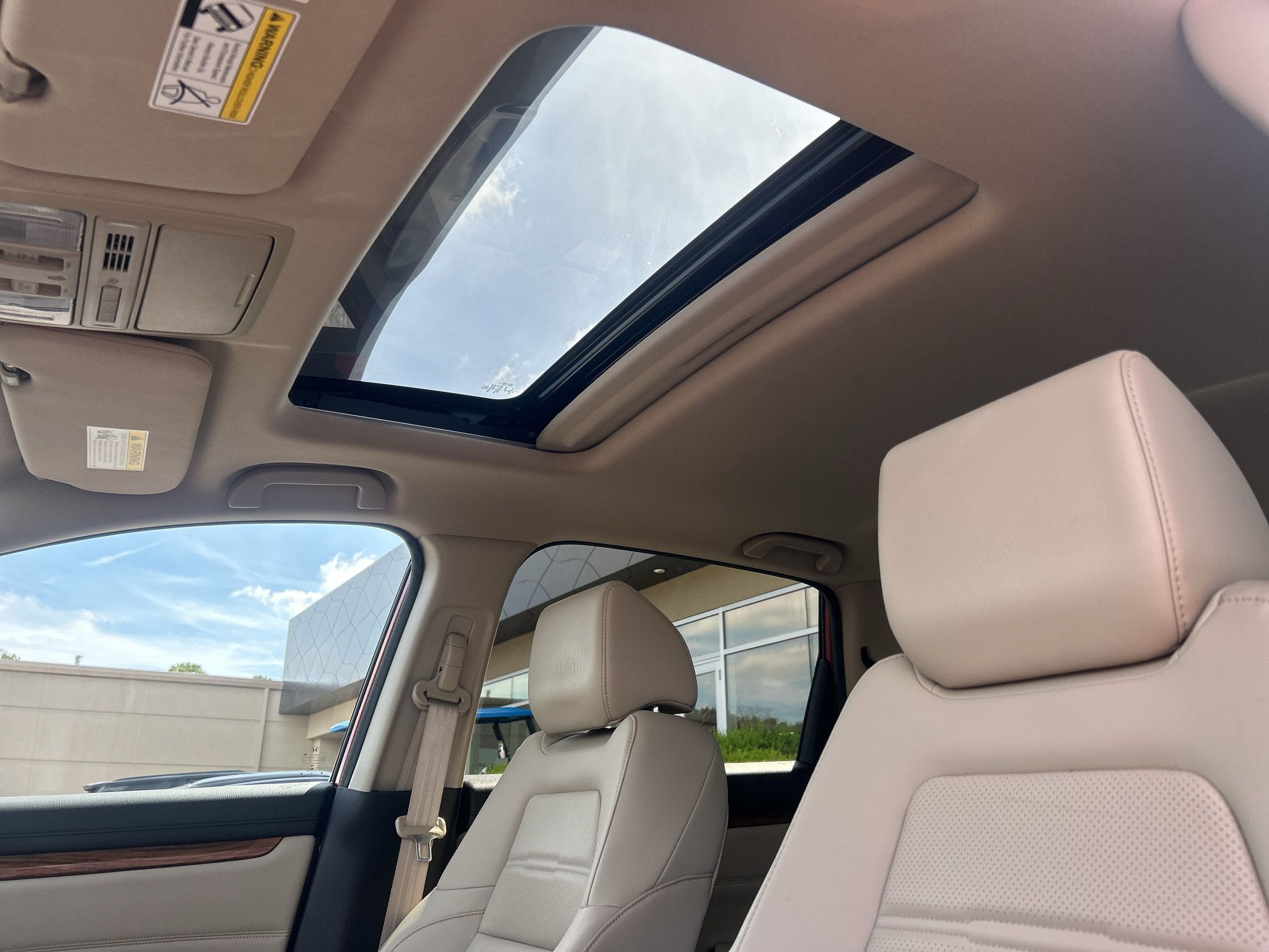 Used 2017 Honda CR-V Touring image 10