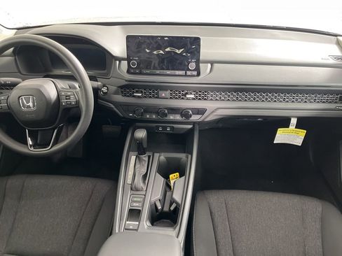 Certified 2025 Honda Accord SE image 15