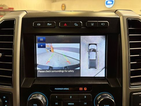 Used 2020 Ford F250 Lariat AWD/4WD image 23