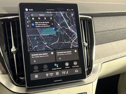 New 2026 Volvo XC90 B6 Ultra w/ Protection Package image 18