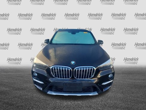 Used 2018 BMW X1 xDrive28i image 3