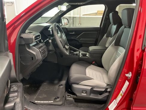 New 2026 Toyota Tacoma TRD Off-Road AWD/4WD image 10