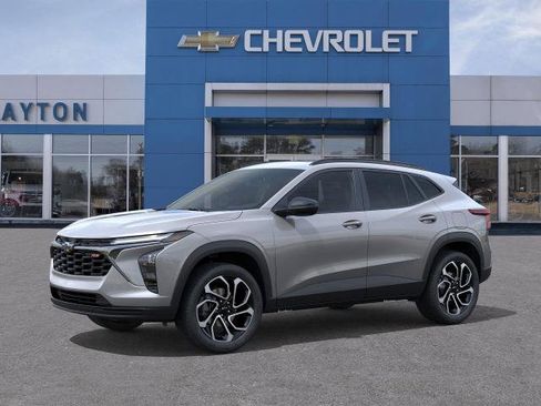 New 2026 Chevrolet Trax RS w/ Sunroof Package image 23