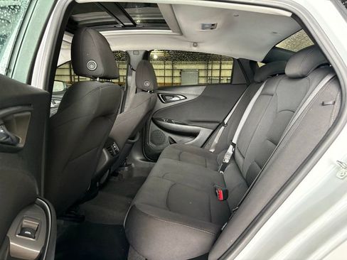 Used 2024 Chevrolet Malibu LT image 39