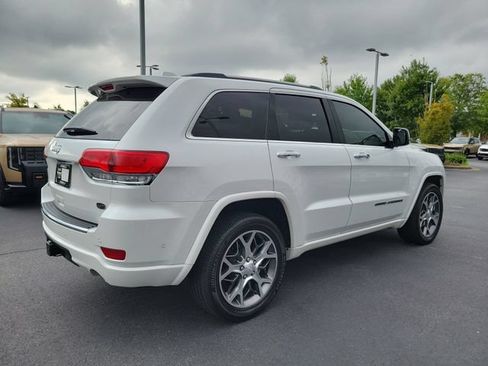 Used 2020 Jeep Grand Cherokee Overland AWD/4WD image 4
