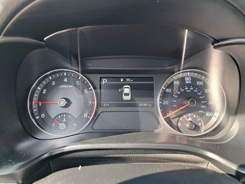 Used 2023 Kia Forte LXS image 10