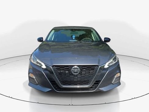 Used 2020 Nissan Altima 2.5 SR FWD image 11