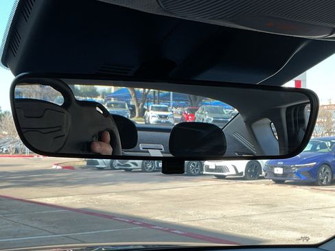 Used 2025 Kia K4 LXS image 30