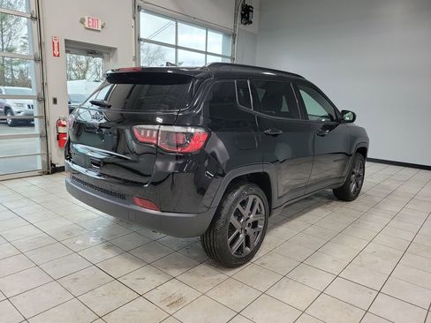 New 2026 Jeep Compass Limited image 6