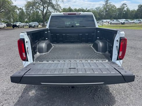 Used 2026 GMC Sierra 1500 SLT AWD/4WD image 27