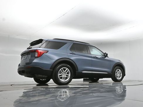 Certified 2025 Ford Explorer Active RWD image 51