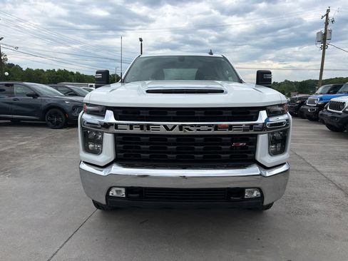 Used 2021 Chevrolet Silverado 2500 LT w/ Convenience Package AWD/4WD image 3