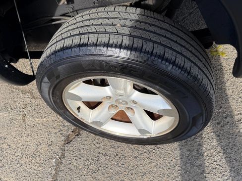 Used 2006 Dodge Ram 1500 Truck SLT image 26