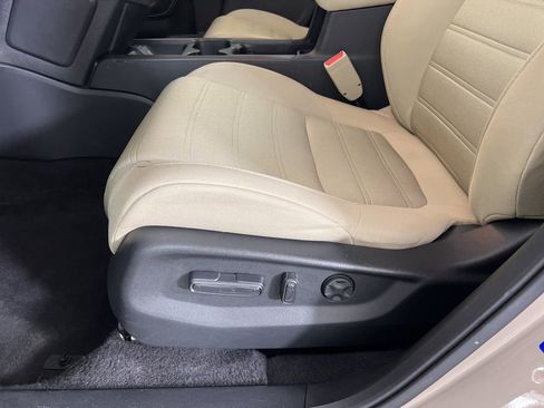 Used 2019 Honda CR-V EX image 18
