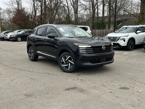 New 2026 Nissan Kicks SV image 2