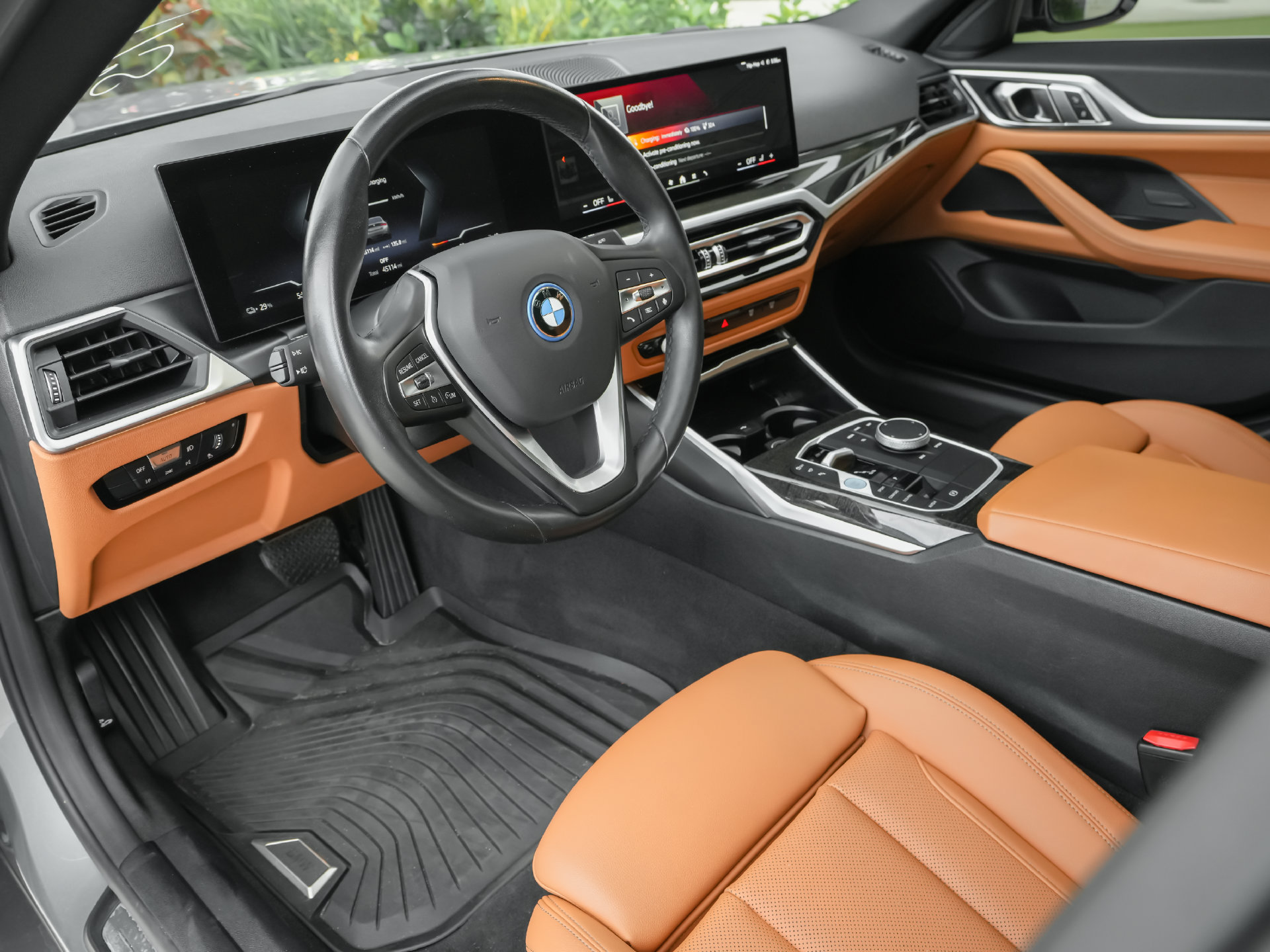 Used 2024 BMW i4 eDrive35 w/ Convenience Package RWD image 2
