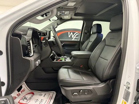 Used 2025 GMC Sierra 2500 Denali w/ Denali Reserve Package image 11