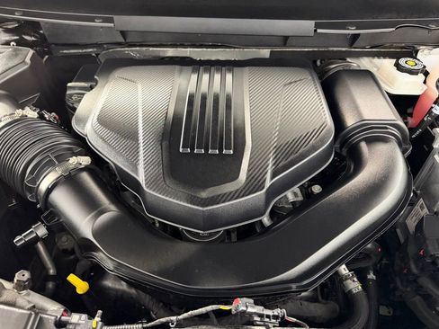 Used 2025 GMC Acadia Elevation w/ Elevation Premium Package image 36