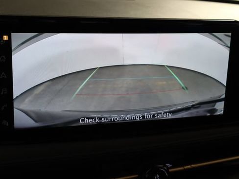 Used 2023 Nissan Ariya FWD image 31