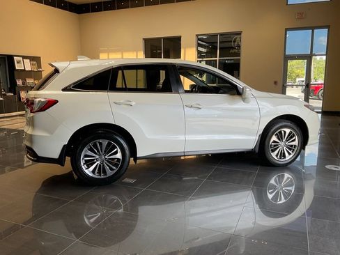 Used 2018 Acura RDX AWD w/ Advance Package image 7