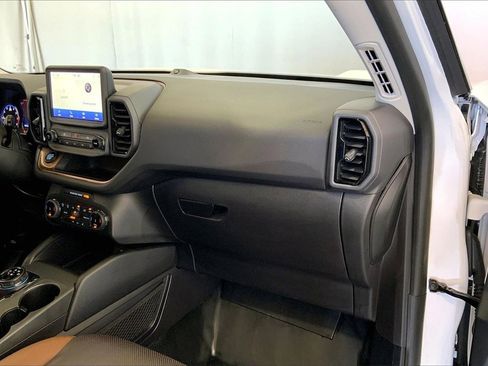 Certified 2024 Ford Bronco Sport Badlands w/ Premium Package image 16