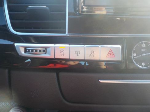 Used 2017 Audi A8 L 3.0T w/ Executive Package image 25