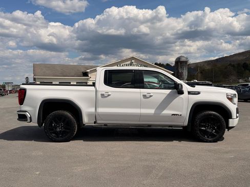 Used 2019 GMC Sierra 1500 AT4 w/ AT4 Premium Package AWD/4WD image 4