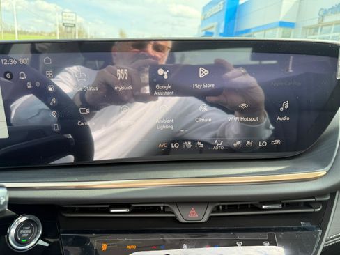 New 2026 Buick Envision Avenir AWD/4WD image 18