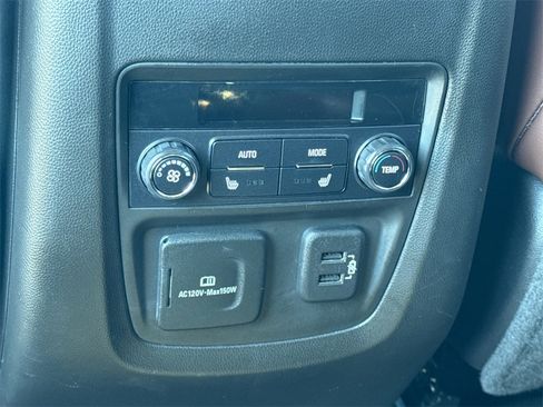 Used 2018 Buick Enclave Avenir w/ Avenir Technology Package image 21