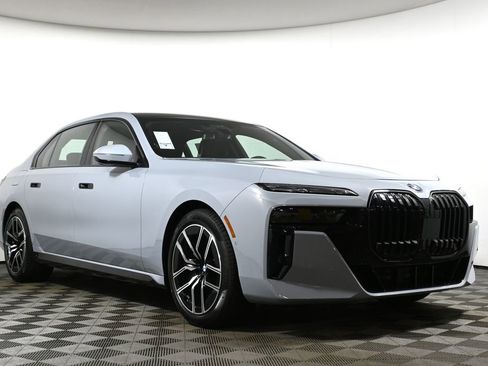 New 2026 BMW 740i xDrive w/ Executive Package AWD/4WD image 9