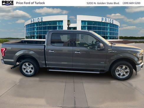 Used 2017 Ford F150 XLT w/ Equipment Group 302A Luxury image 4