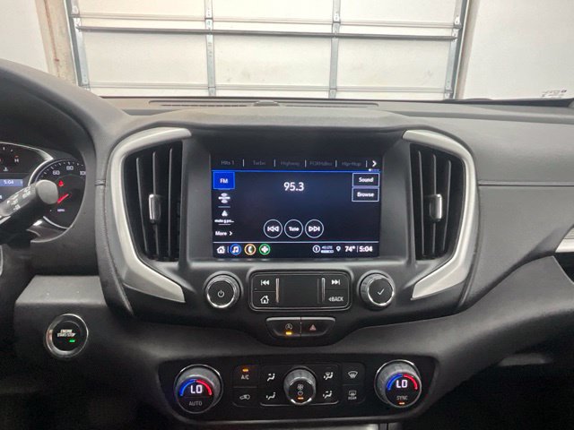 Used 2024 GMC Terrain SLT AWD/4WD image 11