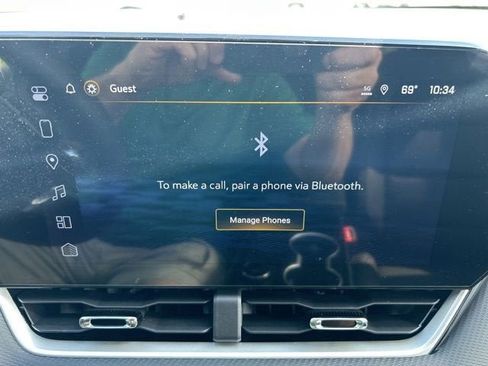 New 2026 Chevrolet Equinox LT w/ Convenience Package II image 9