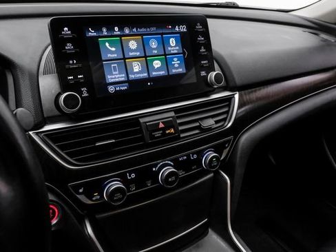 Used 2018 Honda Accord EX-L image 32