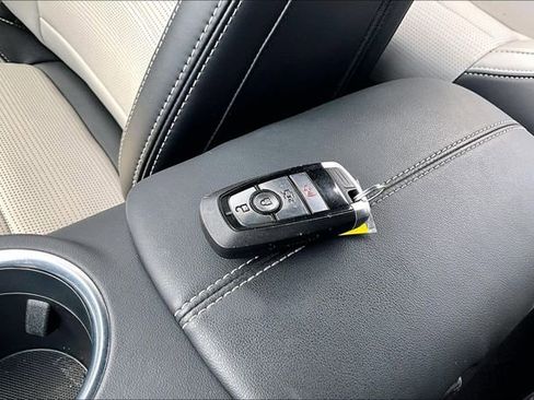 Used 2026 Ford Mustang GT Premium RWD image 35