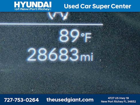 Certified 2025 Hyundai Tucson SE FWD image 30