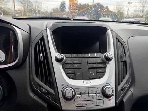 Used 2016 Chevrolet Equinox LTZ w/ Enhanced Convenience Package image 15