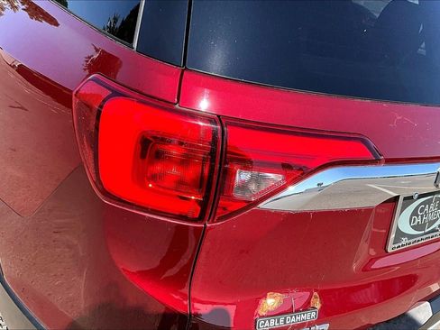 Used 2018 GMC Acadia SLE FWD image 28