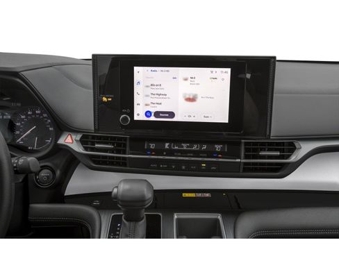 Used 2025 Toyota Sienna LE FWD image 10