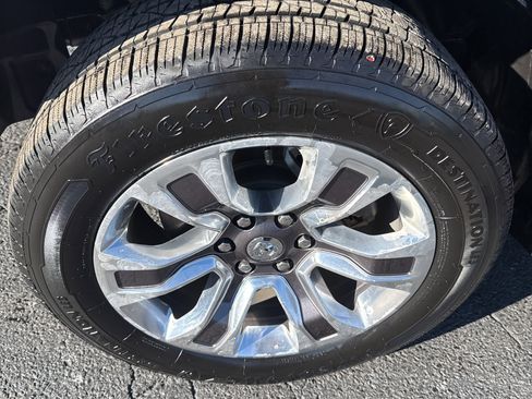 Used 2022 RAM 1500 Limited image 10