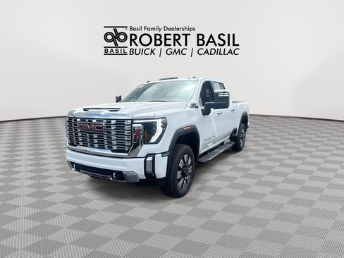 New 2026 GMC Sierra 3500 Denali w/ Denali Reserve Package AWD/4WD image 4
