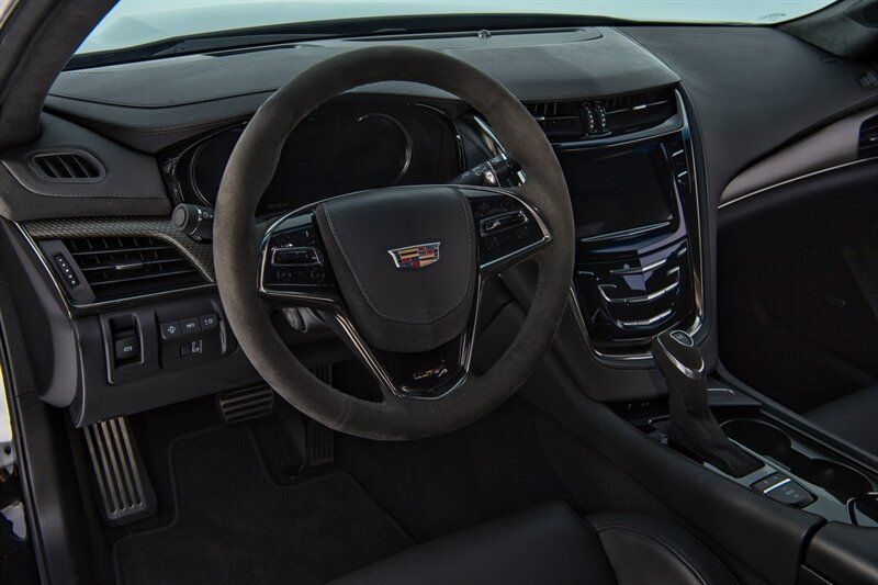 Used 2018 Cadillac CTS V w/ Carbon Fiber Package RWD image 23