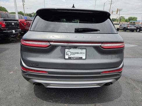 Used 2022 Lincoln Corsair AWD w/ Equipment Group 101A image 6