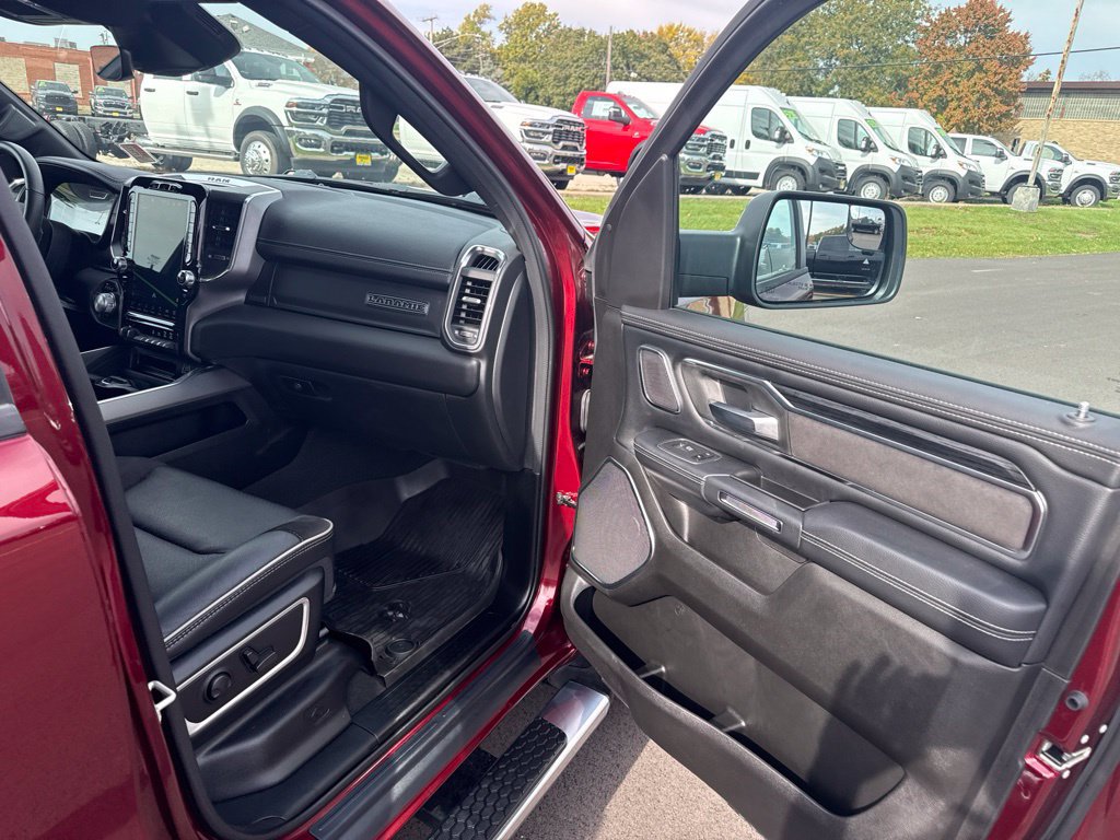 Used 2024 RAM 1500 Laramie AWD/4WD image 27