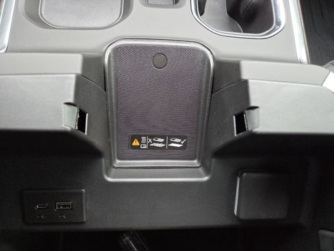 New 2026 GMC Sierra 1500 SLT w/ SLT Premium Plus Package image 14